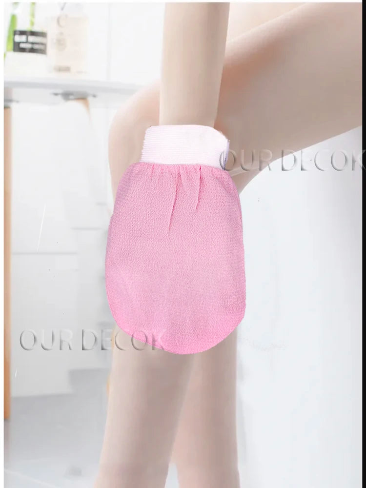 Double-Sided Exfoliating Glove for Silky Smooth Skin